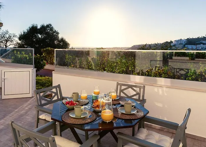 Sunset On The Sea 아파트 *